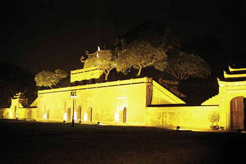 Thang Long Imperial Citadel at night - Hanoi tours