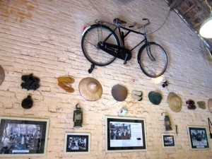Objects hanging on Mau Dich Restaurants - Hanoi tour half-day