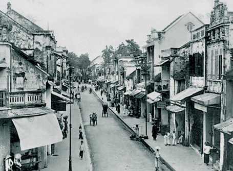 Ancient houses at Hang Giay Street 100 years ago - Travel to Hanoi