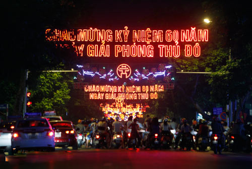 EH-Prerparing-for-60th-liberation-day-Hanoi-city-tour-16