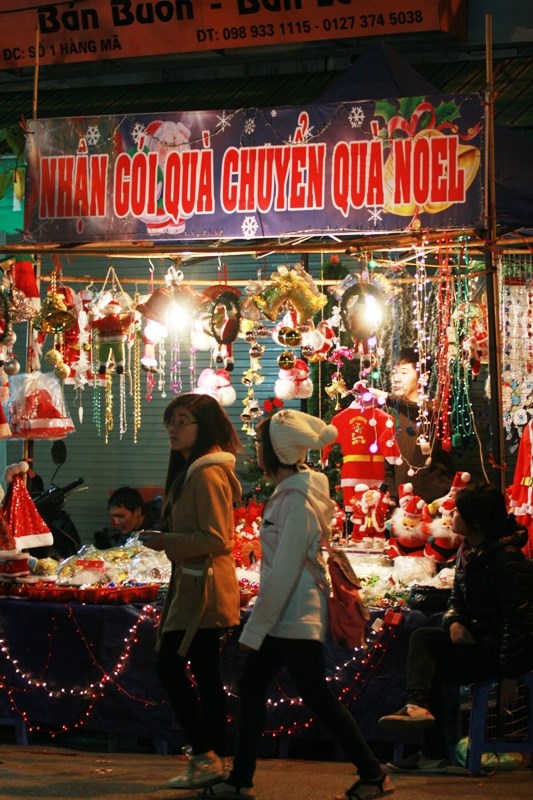 EH-Hanoi-prepares-for-Christmas-2014-2