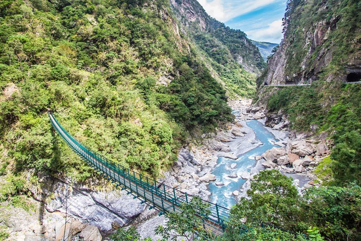 Breathtaking Trails of Taroko Gorge