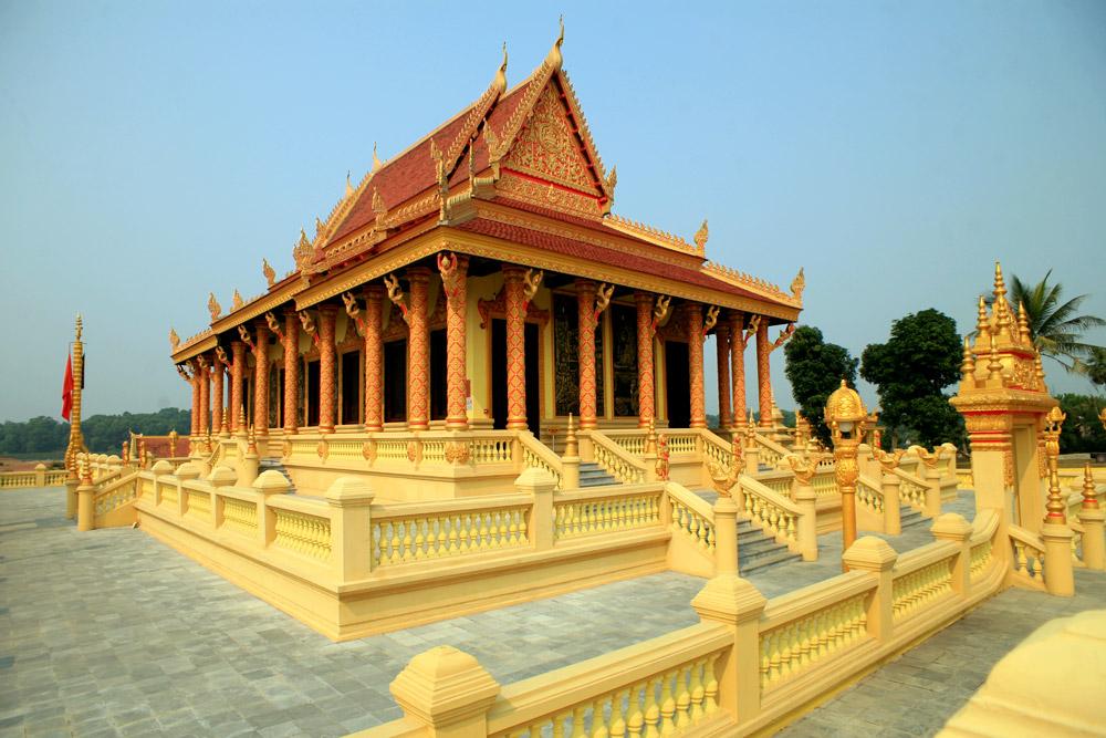 Khmer Temple day trip from Hanoi -1