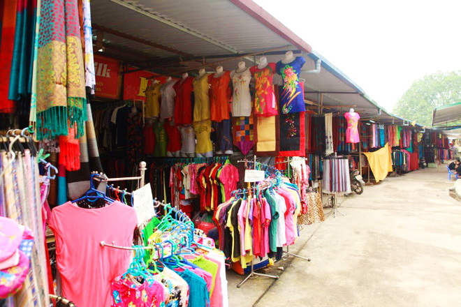 Silk products are sold in Van Phuc  - Hanoi day trip